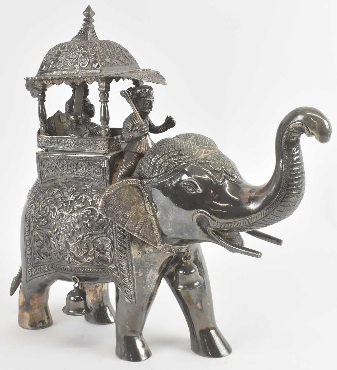 Antiques, Fine Art & Collectables (London)